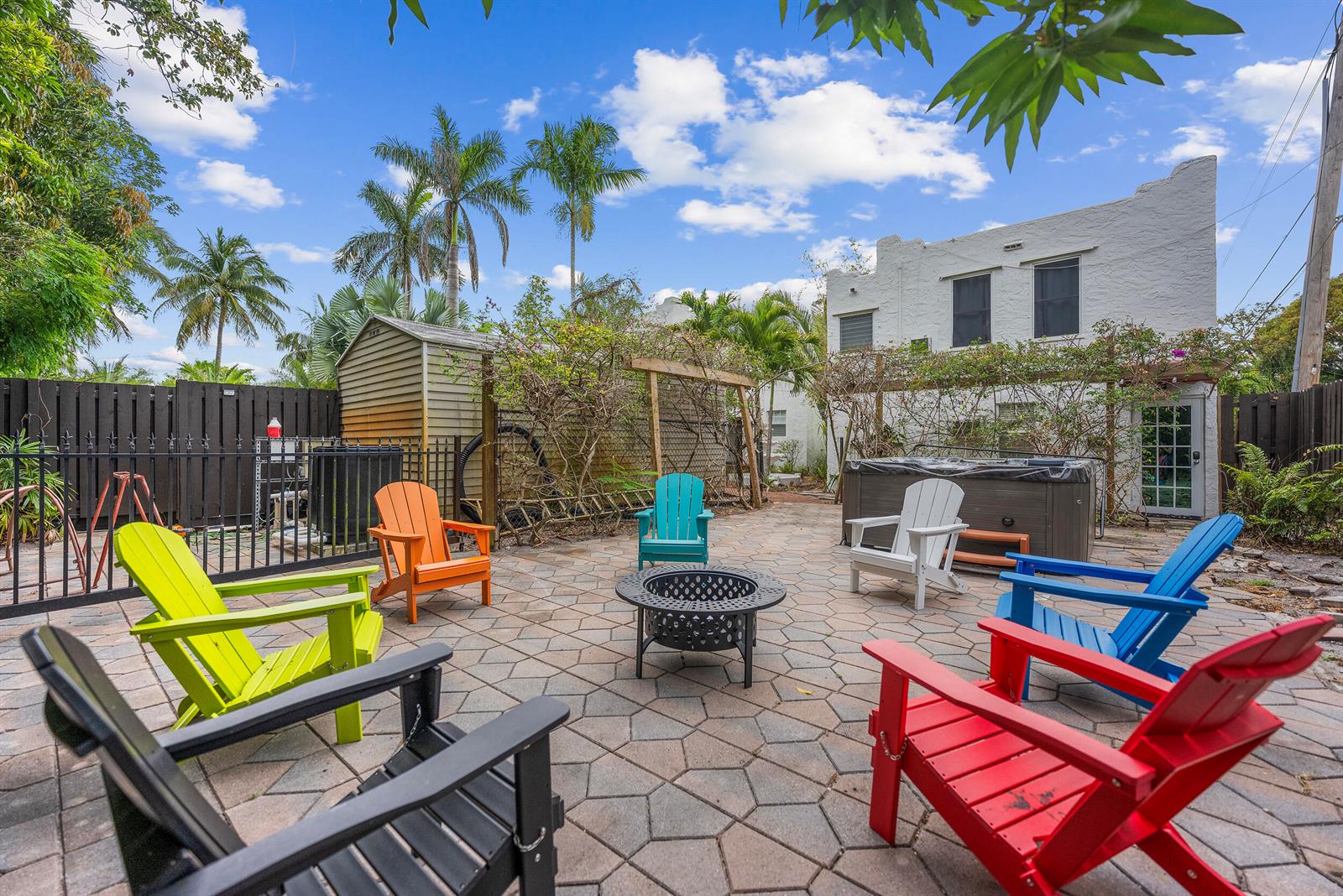 Ver detalles / 5 3643 sq. ft. $ 2025-11-07 0 foto