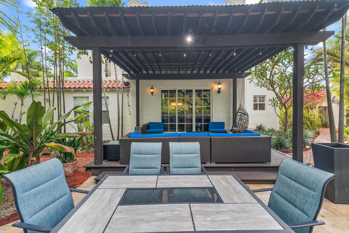 Ver detalles / 5 3643 sq. ft. $ 2025-11-07 0 foto