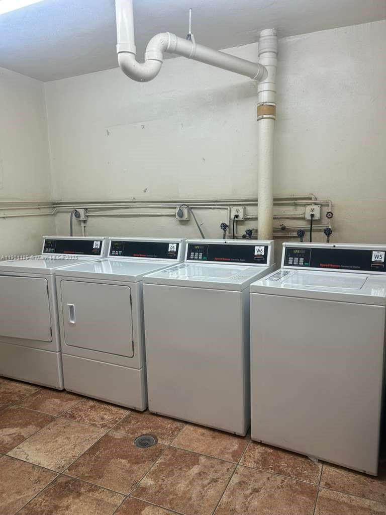 304 1 / 1 686 sq. ft. $ 2025-10-23 0 Photo