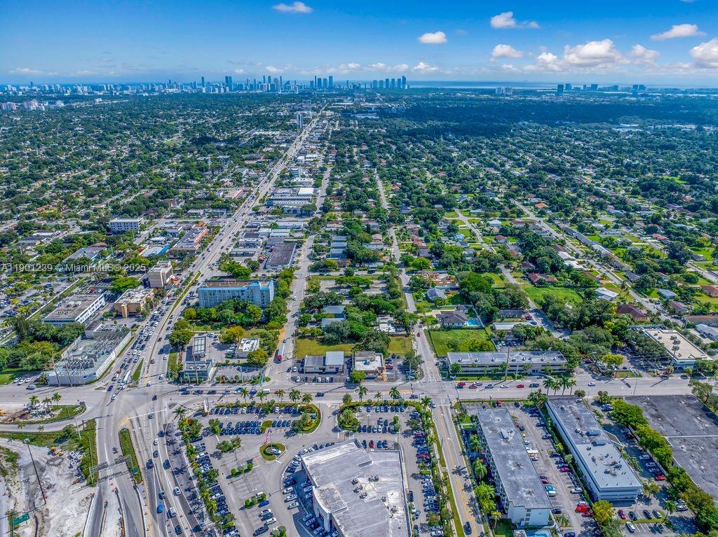 See details   /   sq. ft. $ 2025-10-23 0 Photo