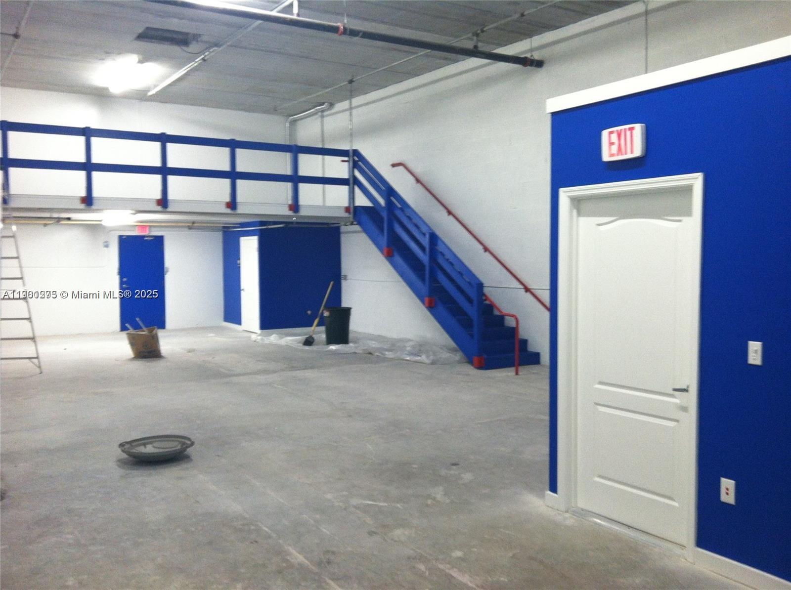 See details 109  /   sq. ft. $ 2025-10-23 0 Photo