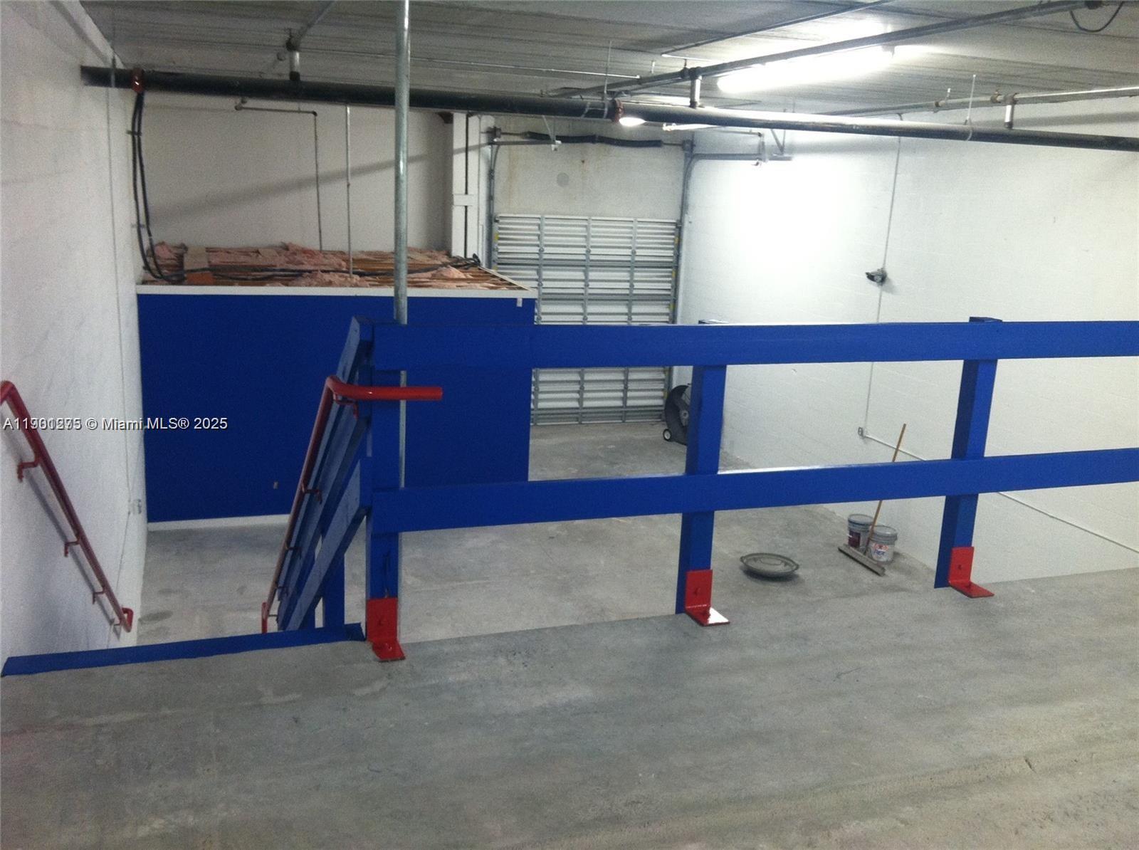 See details 109  /   sq. ft. $ 2025-10-23 0 Photo