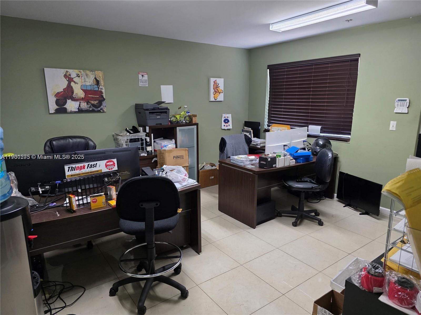 See details 109  /   sq. ft. $ 2025-10-23 0 Photo