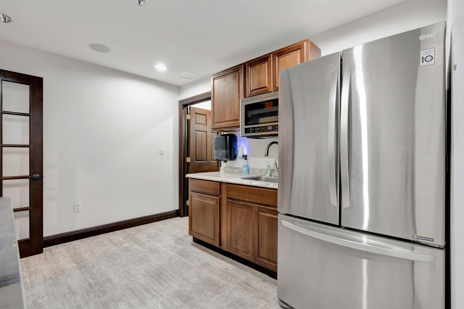 Ver detalles 102 / 2 sq. ft. $ 2026-06-17 0 foto