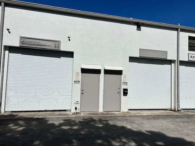 Ver detalles 409 / 1 sq. ft. $ 2026-06-17 0 foto