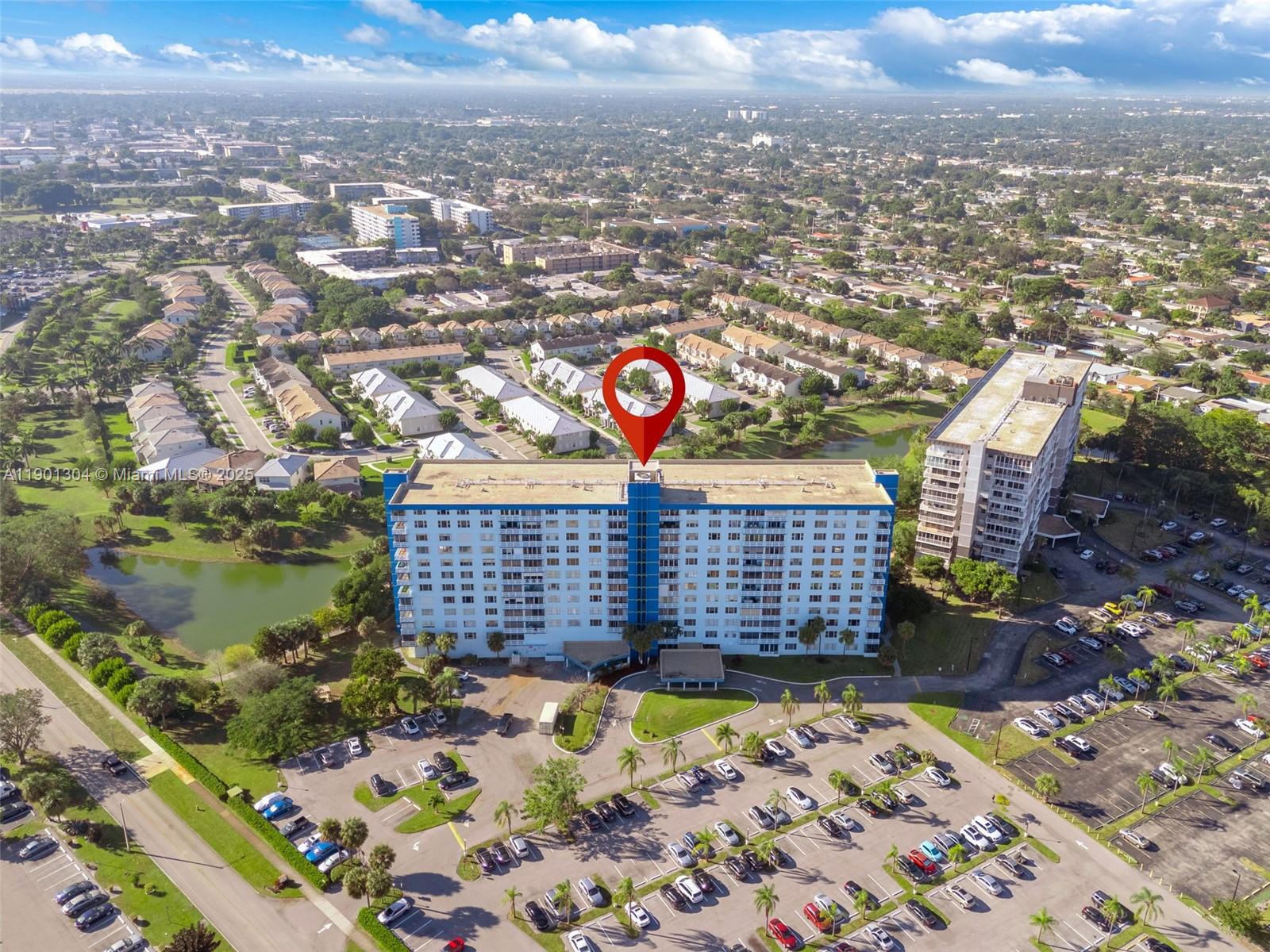 See details 812 2 / 2 1132 sq. ft. $ 2025-10-23 0 Photo