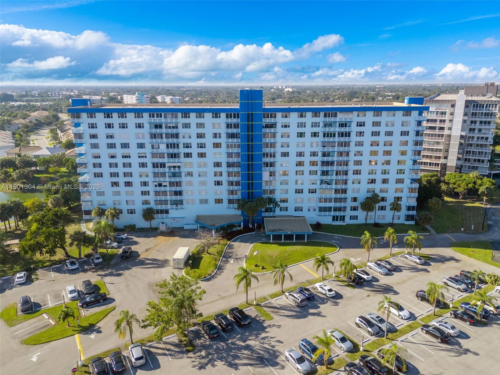 See details 812 2 / 2 1132 sq. ft. $ 2025-10-23 0 Photo