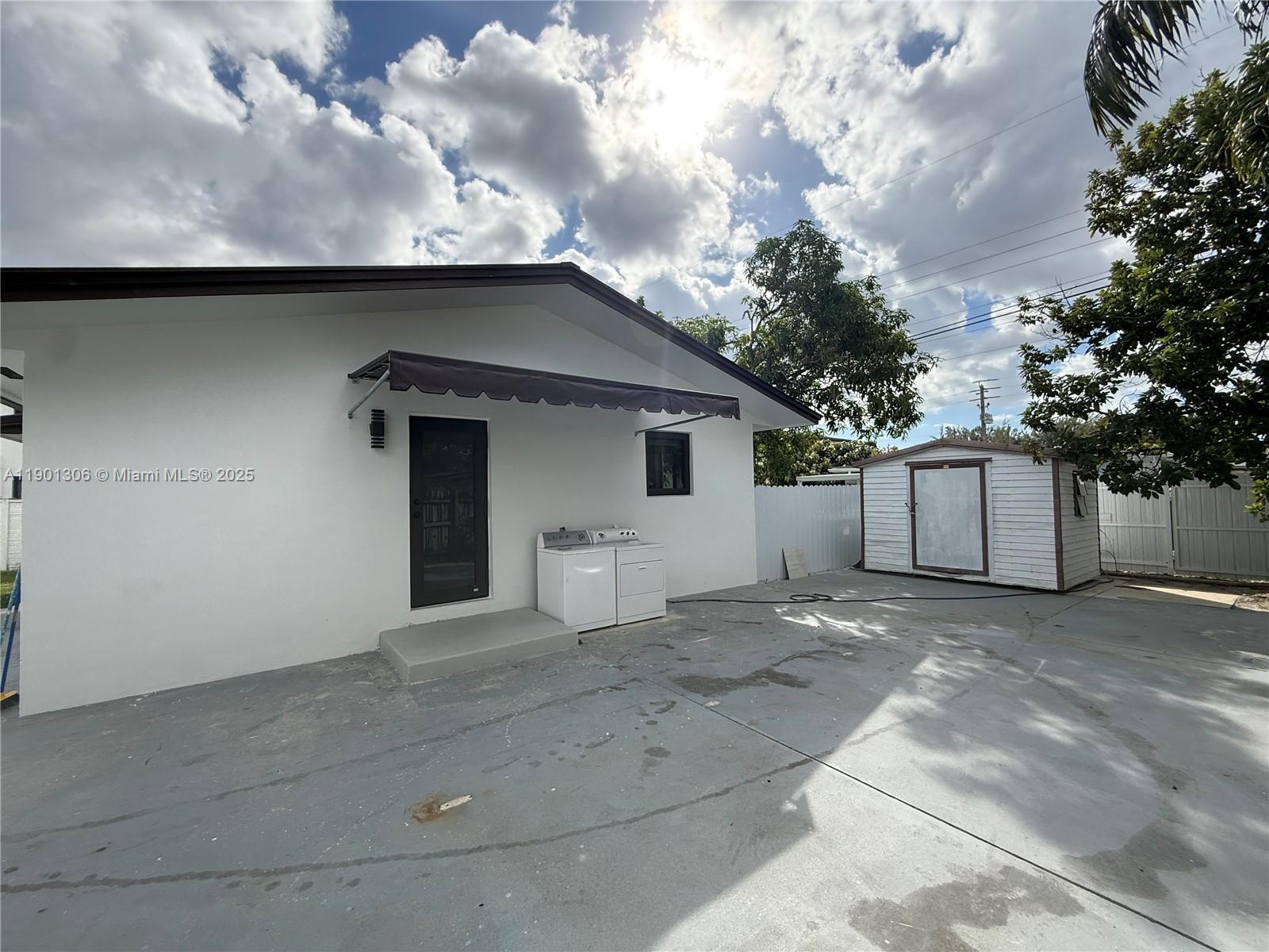 Подробнее   /  2554 кв.футов $ 2025-10-23 0 Фото