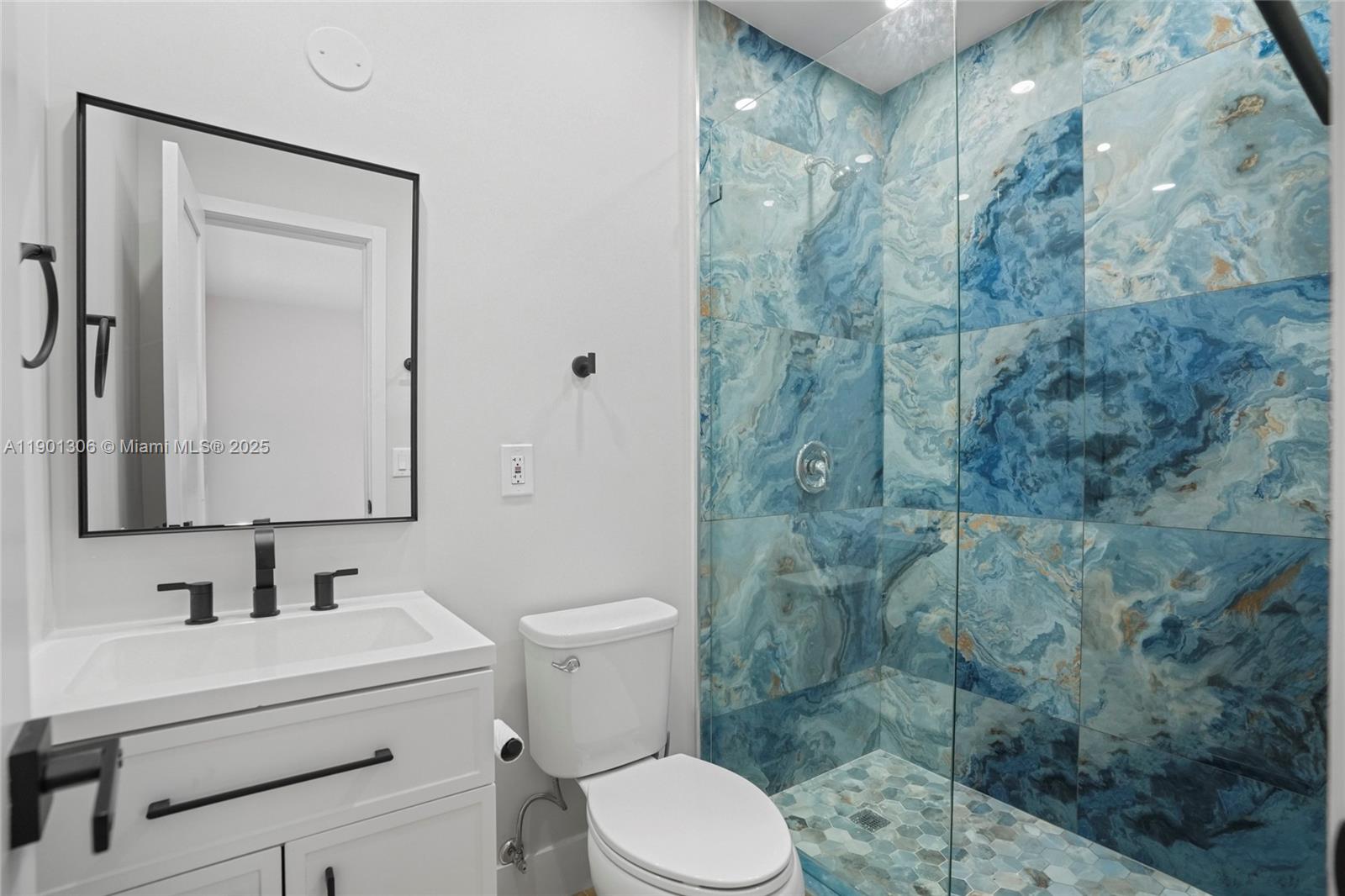   /  2554 sq. ft. $ 2025-10-23 0 Photo