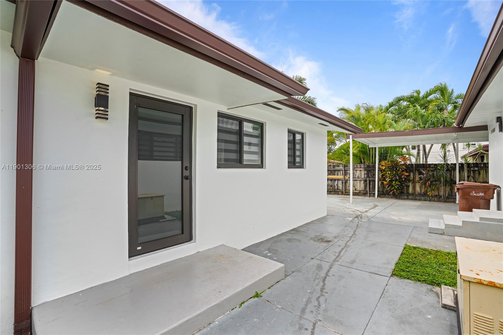   /  2554 sq. ft. $ 2025-10-23 0 Photo