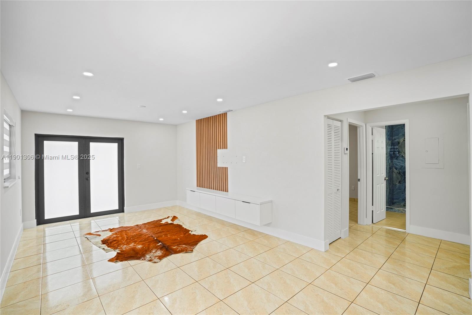   /  2554 sq. ft. $ 2025-10-23 0 Photo