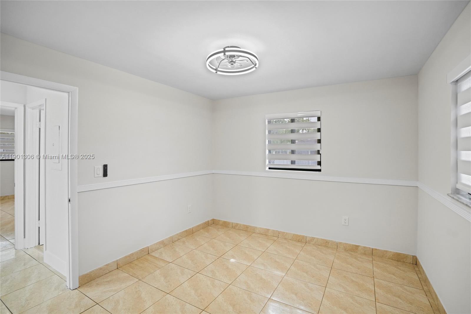   /  2554 sq. ft. $ 2025-10-23 0 Photo