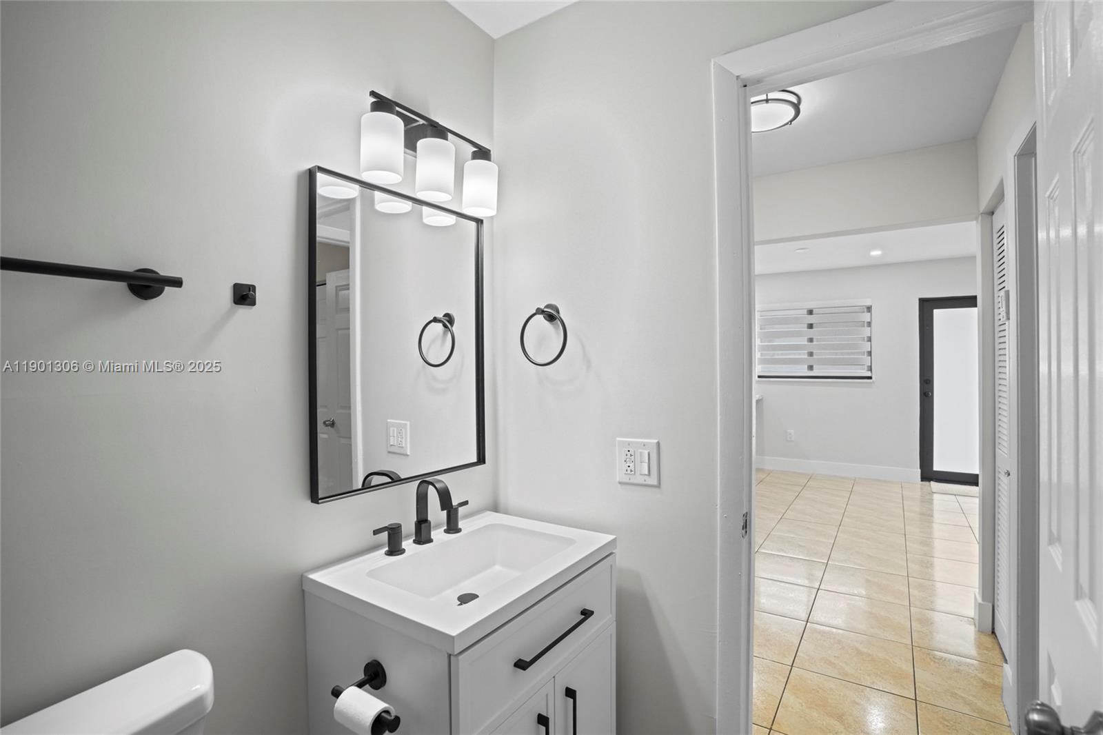   /  2554 sq. ft. $ 2025-10-23 0 Photo