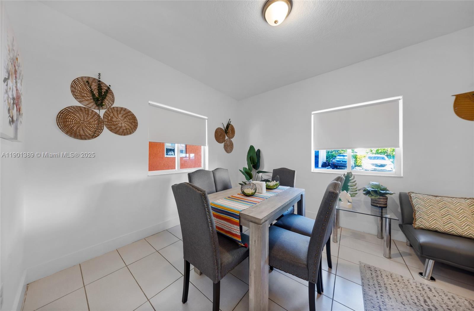 Ver detalles   /   sq. ft. $ 2025-10-23 0 foto