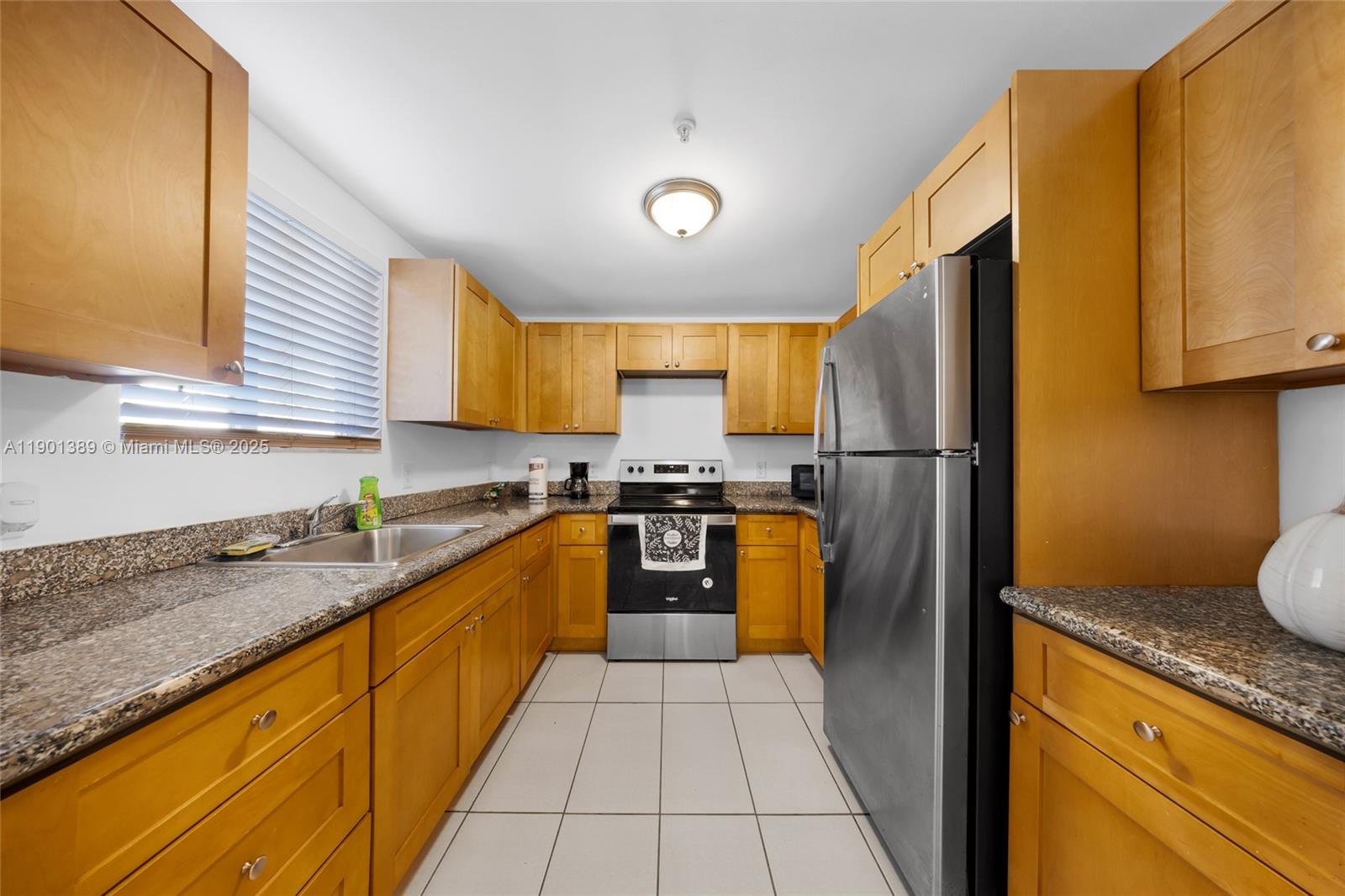 Ver detalles   /   sq. ft. $ 2025-10-23 0 foto