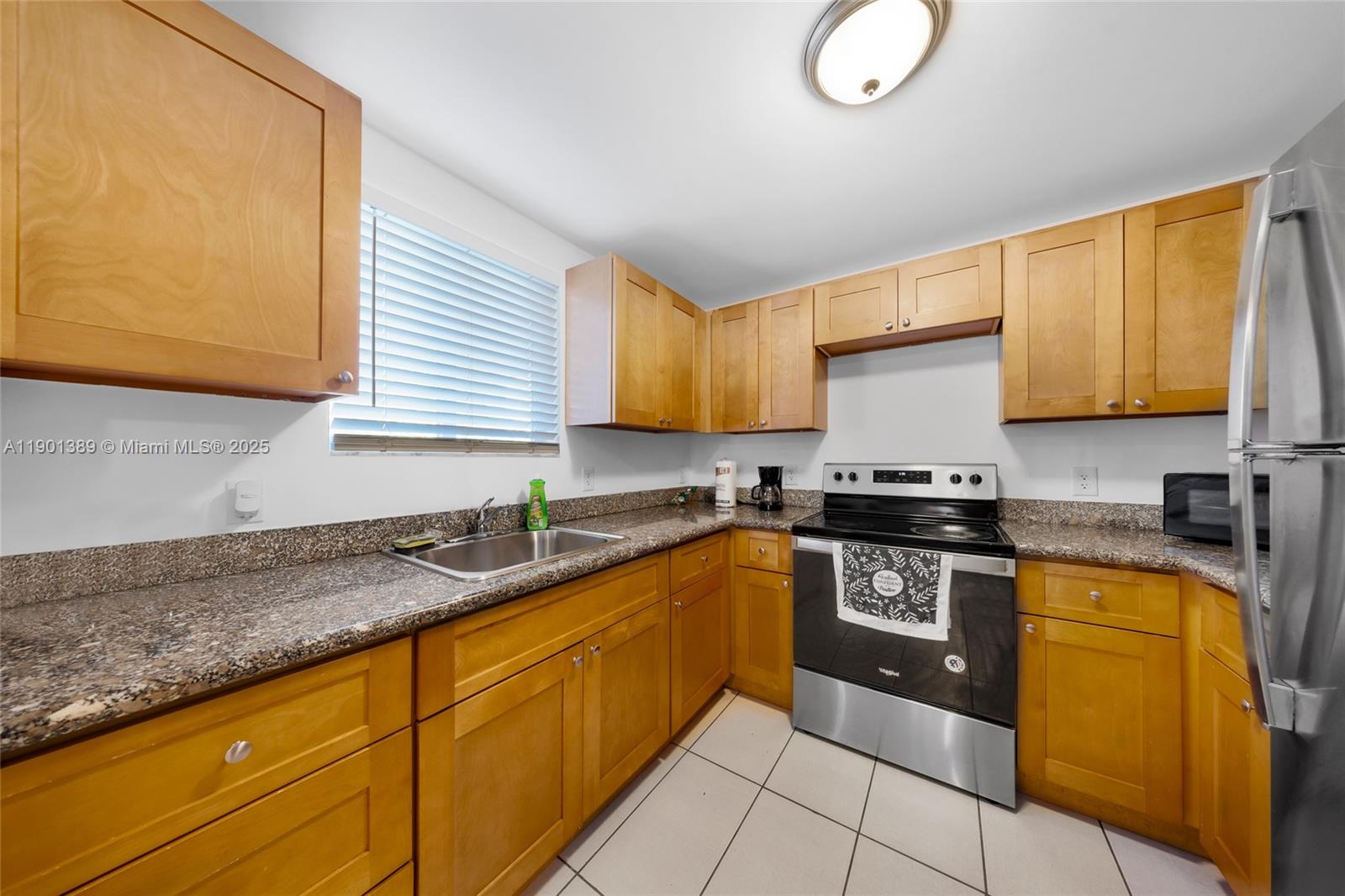 Ver detalles   /   sq. ft. $ 2025-10-23 0 foto