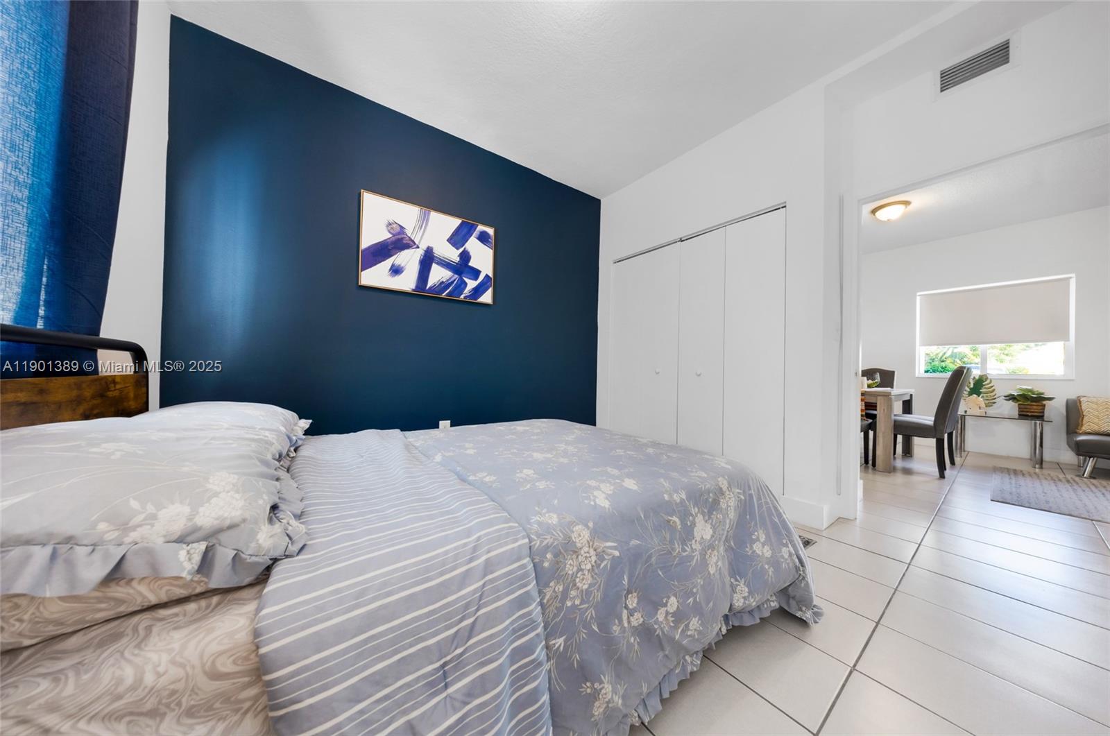 Ver detalles   /   sq. ft. $ 2025-10-23 0 foto