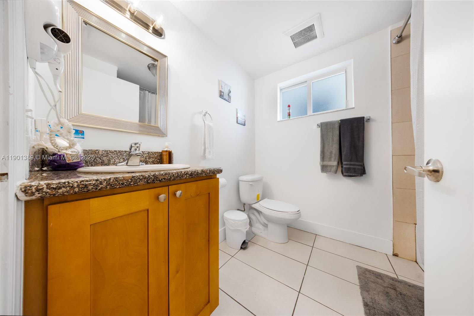 Ver detalles   /   sq. ft. $ 2025-10-23 0 foto