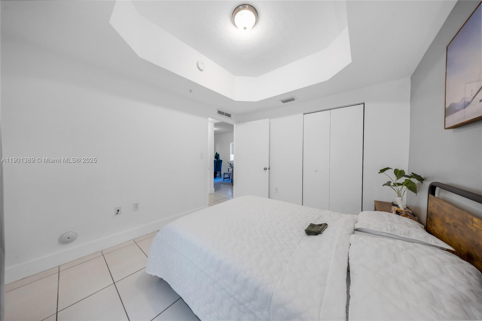 Ver detalles   /   sq. ft. $ 2025-10-23 0 foto