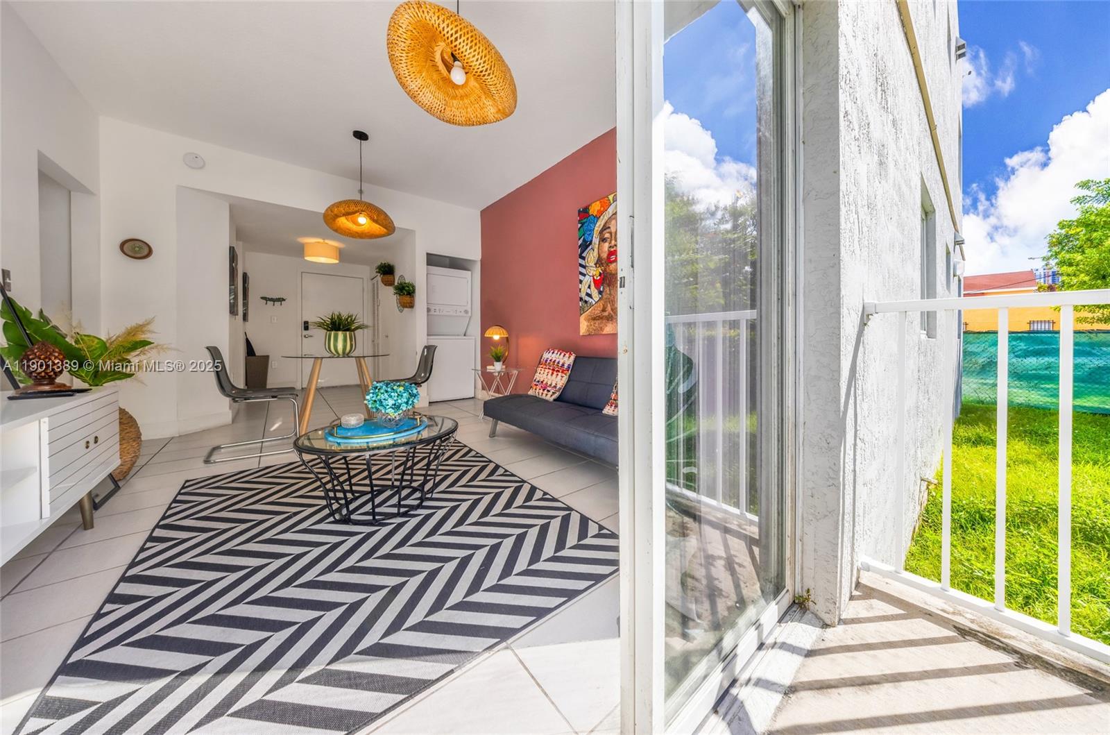 Ver detalles   /   sq. ft. $ 2025-10-23 0 foto