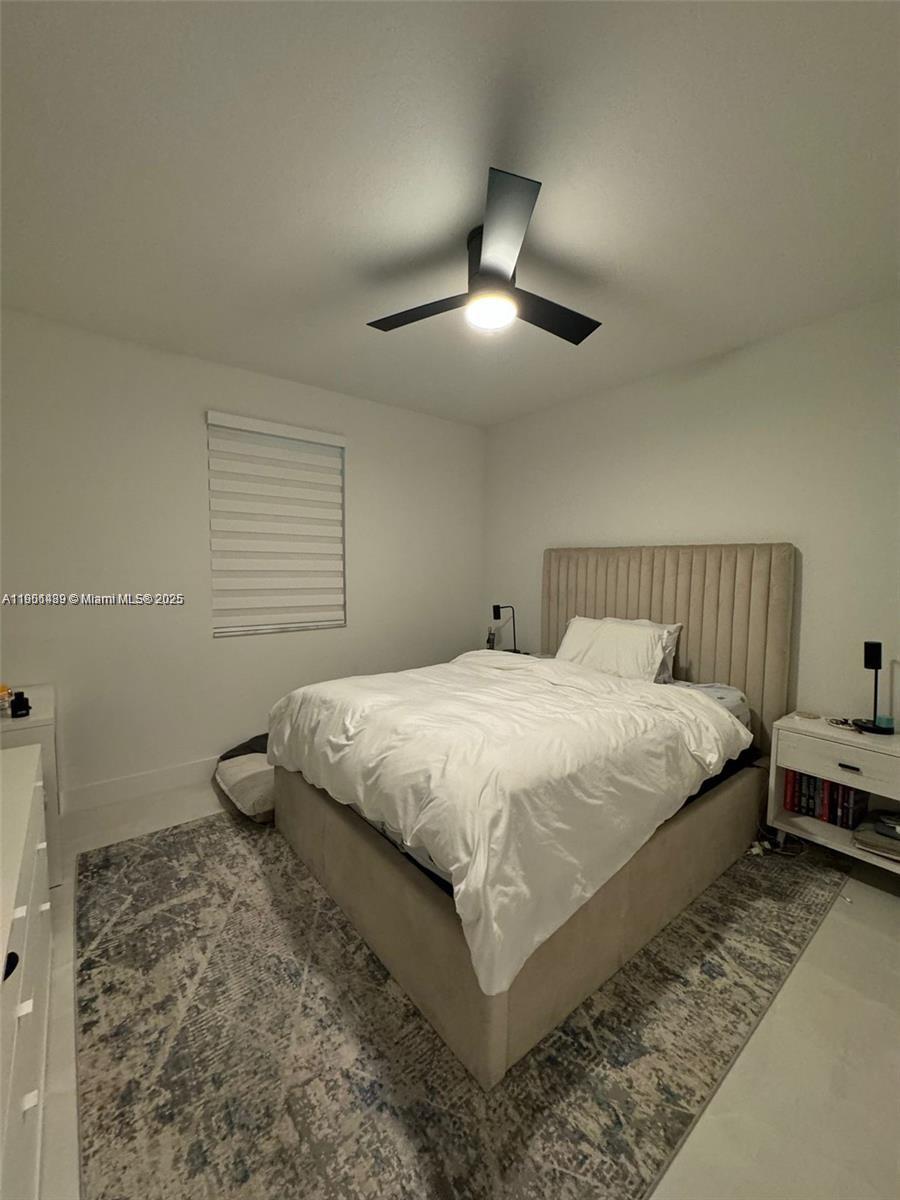 See details 11910 5 / 4 2974 sq. ft. $ 2025-10-23 0 Photo