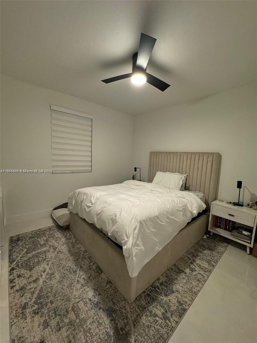See details 11910 5 / 4 2974 sq. ft. $ 2025-10-23 0 Photo