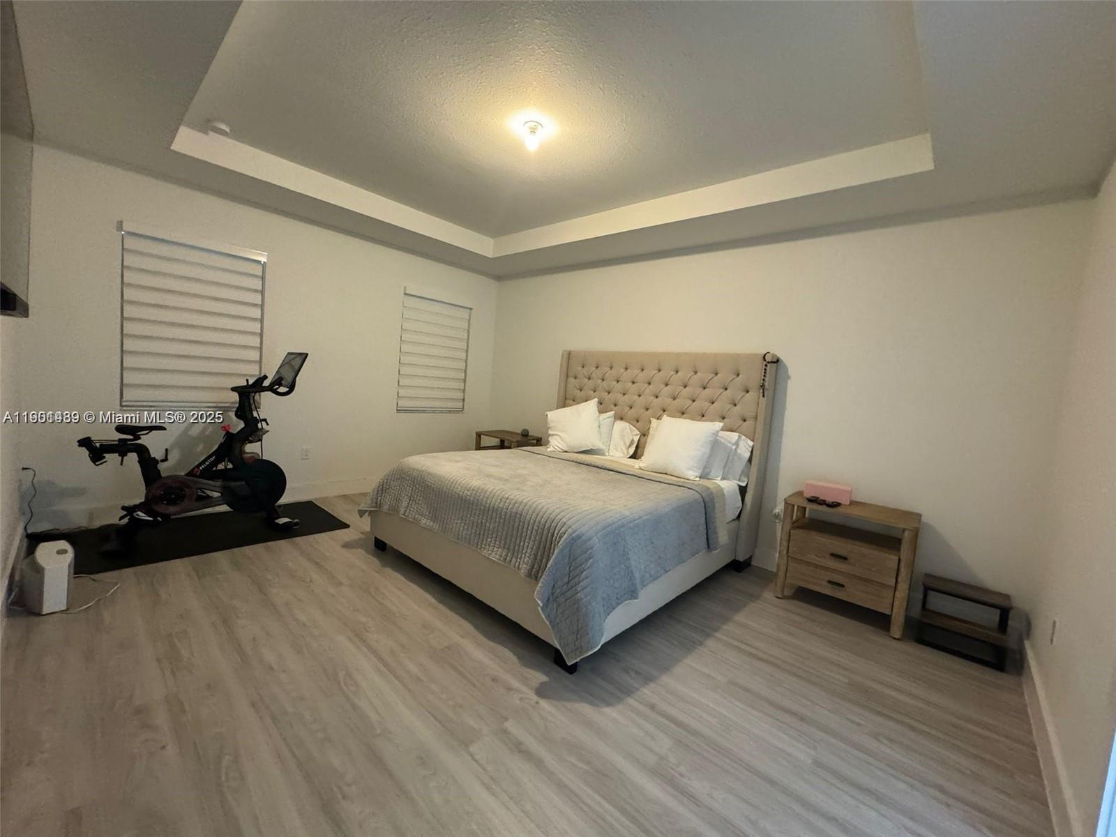 See details 11910 5 / 4 2974 sq. ft. $ 2025-10-23 0 Photo
