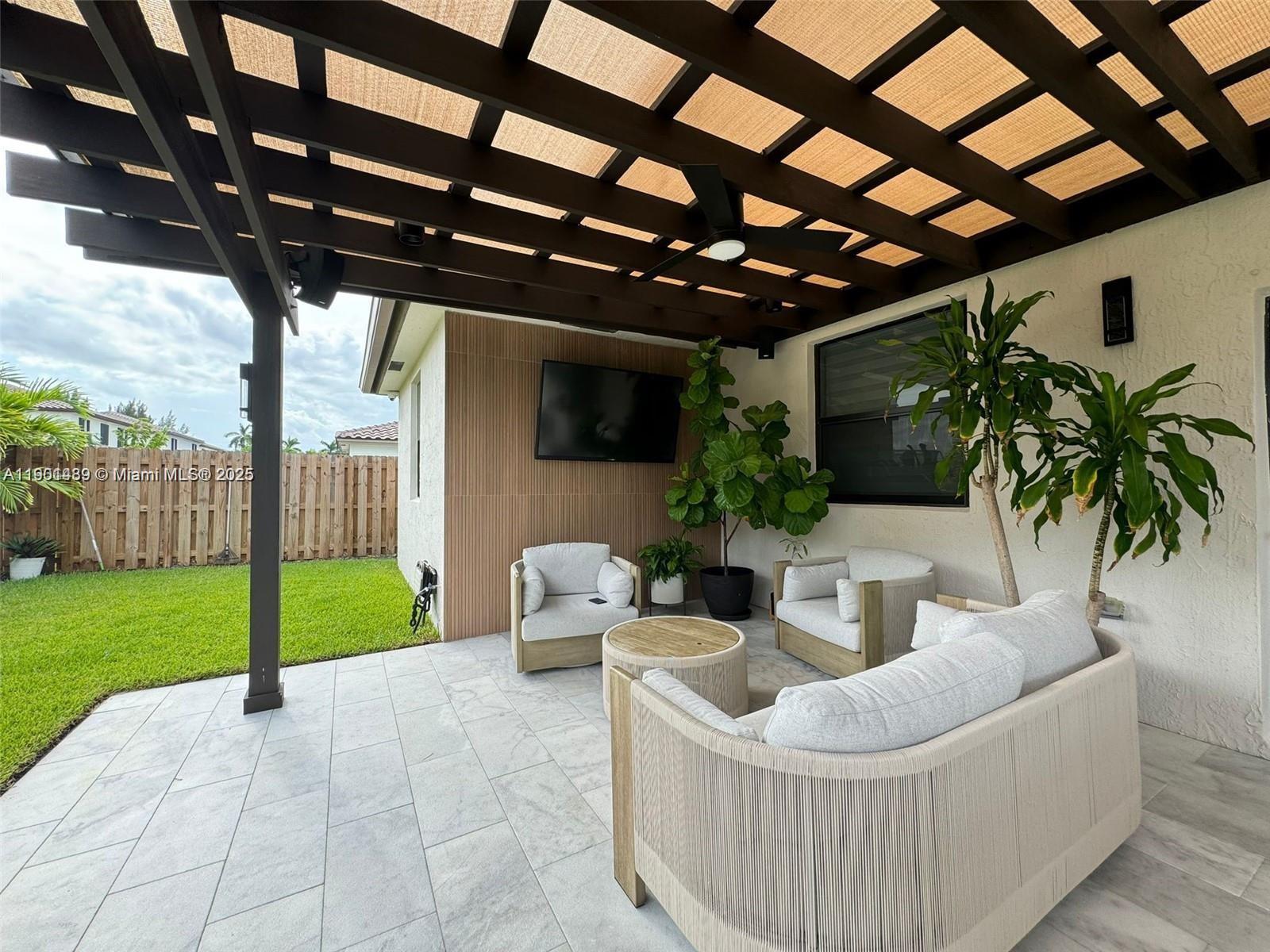 See details 11910 5 / 4 2974 sq. ft. $ 2025-10-23 0 Photo