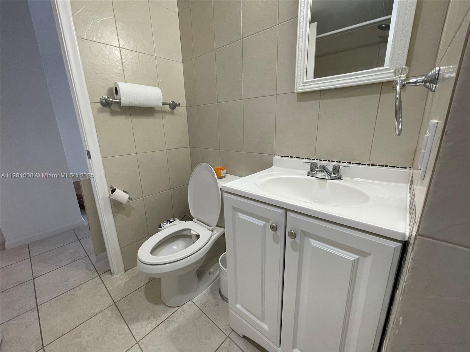 Photo of 1817 Ocean Dr  #226, Hallandale Beach, Florida, 33009 -