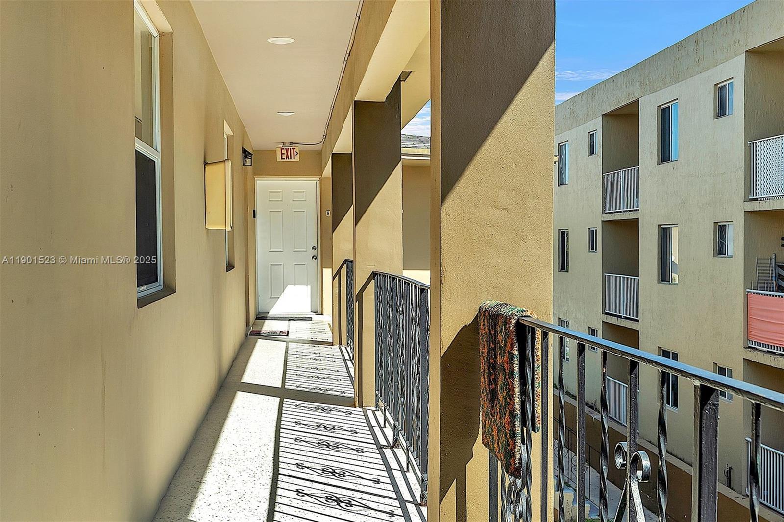 Ver detalles   /   sq. ft. $ 2025-10-23 0 foto