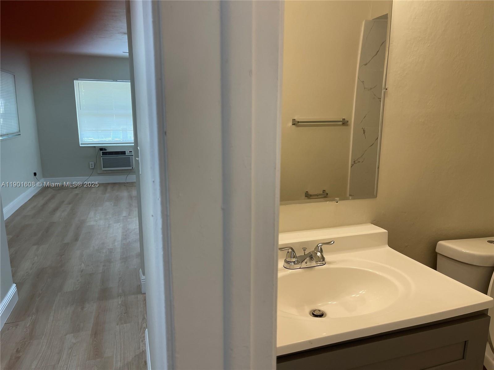 Подробнее   /  3935 кв.футов $ 2025-10-23 0 Фото