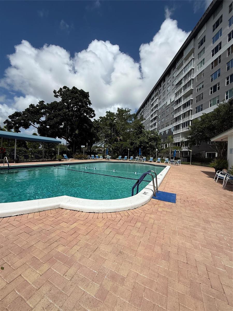 1012 2 / 2 1132 sq. ft. $ 2026-04-29 0 Photo
