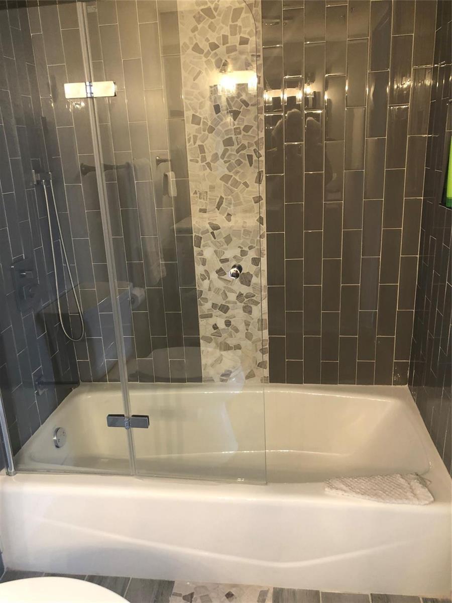 1012 2 / 2 1132 sq. ft. $ 2026-04-29 0 Photo