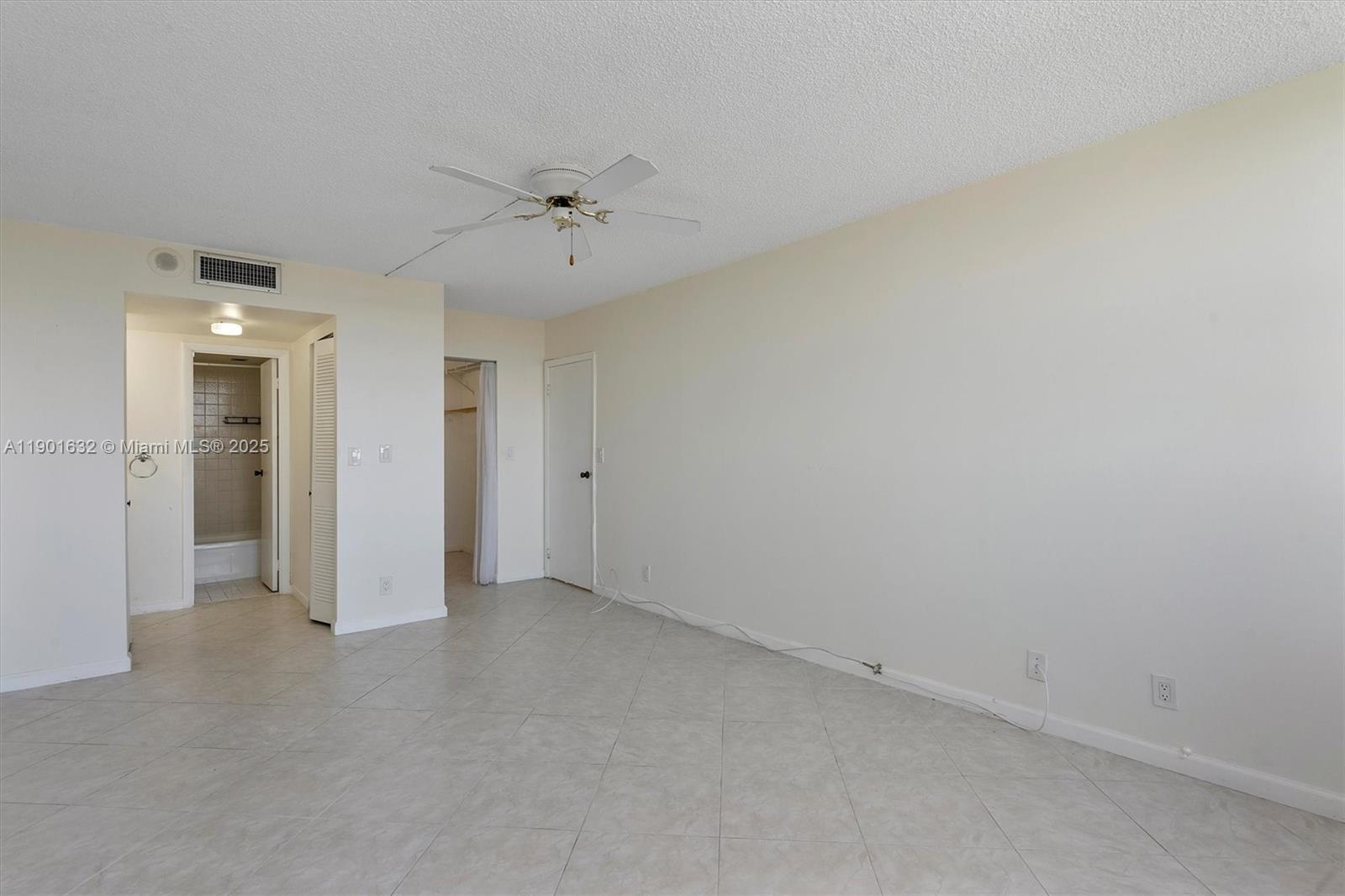 Photo of 600 Three Islands Blvd  #510, Hallandale Beach, Florida, 33009 -
