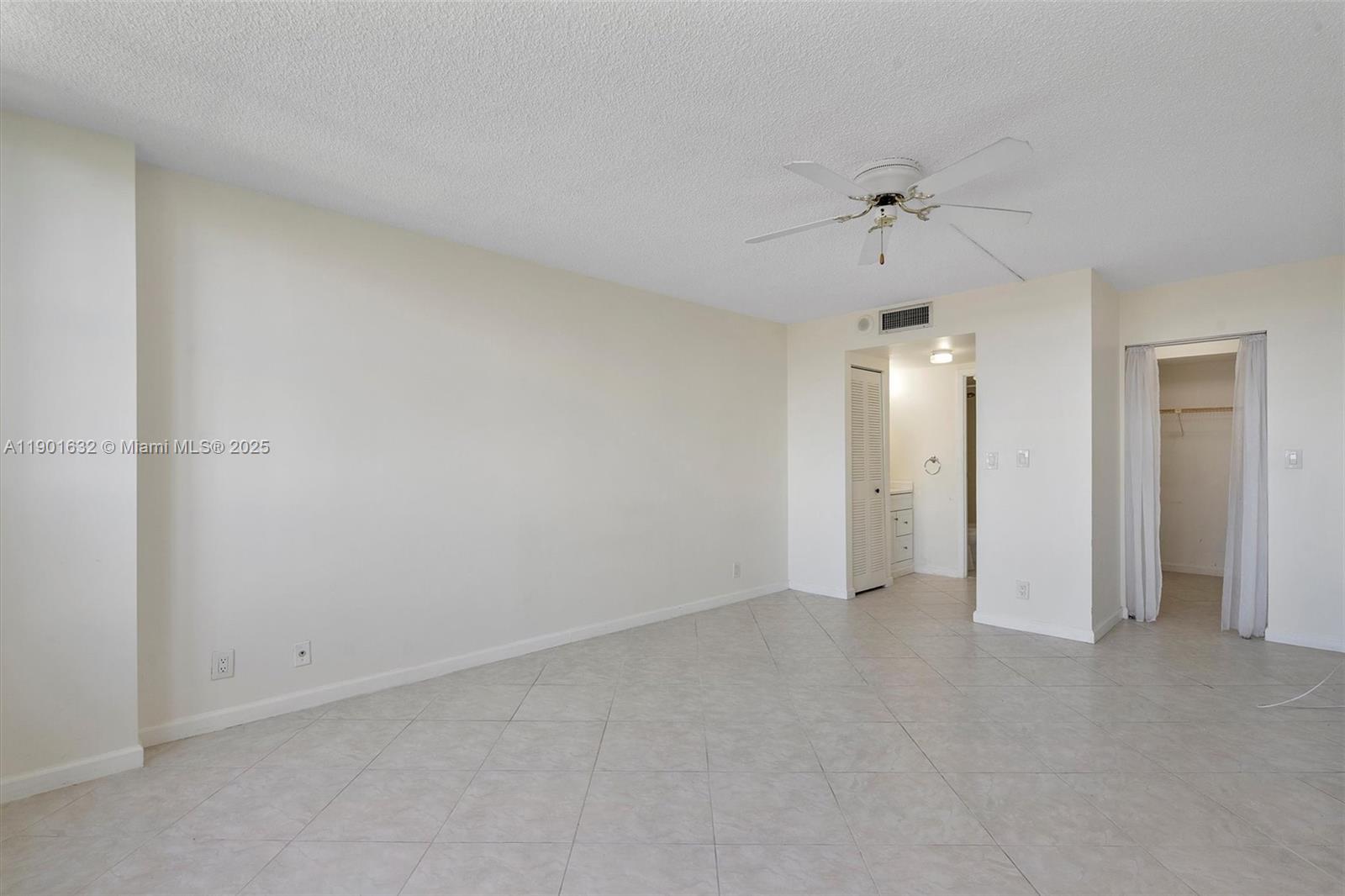 Photo of 600 Three Islands Blvd  #510, Hallandale Beach, Florida, 33009 -