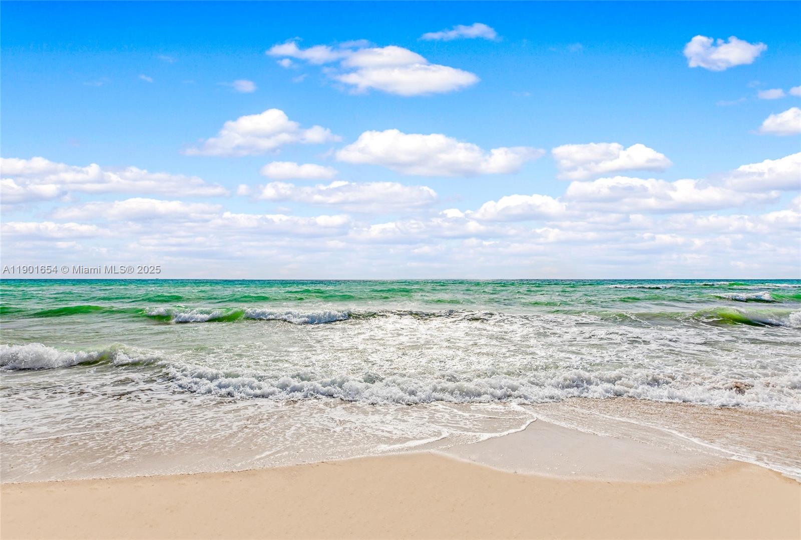 Photo of 3901 Ocean Dr  #9J, Hollywood, Florida, 33019 - 