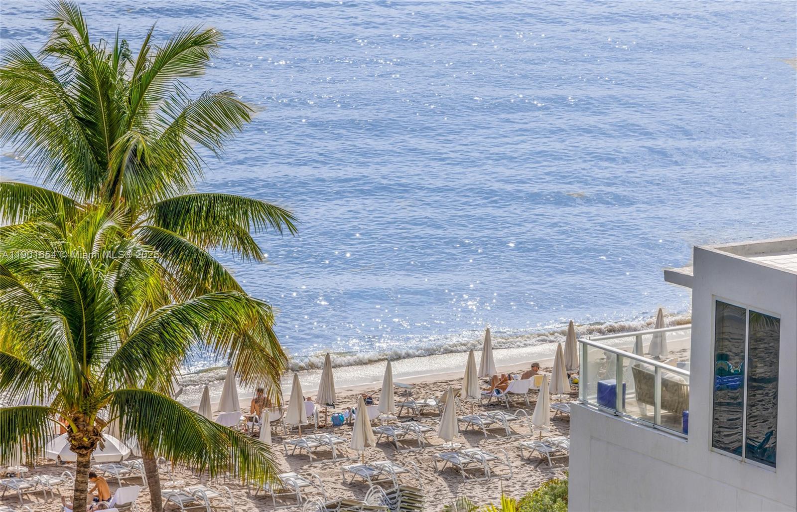 Photo of 3901 Ocean Dr  #9J, Hollywood, Florida, 33019 - 