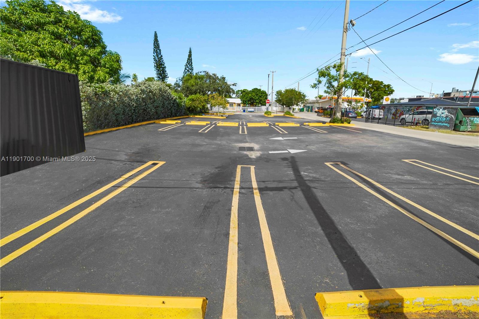 Ver detalles / sq. ft. $ 2025-10-23 0 foto