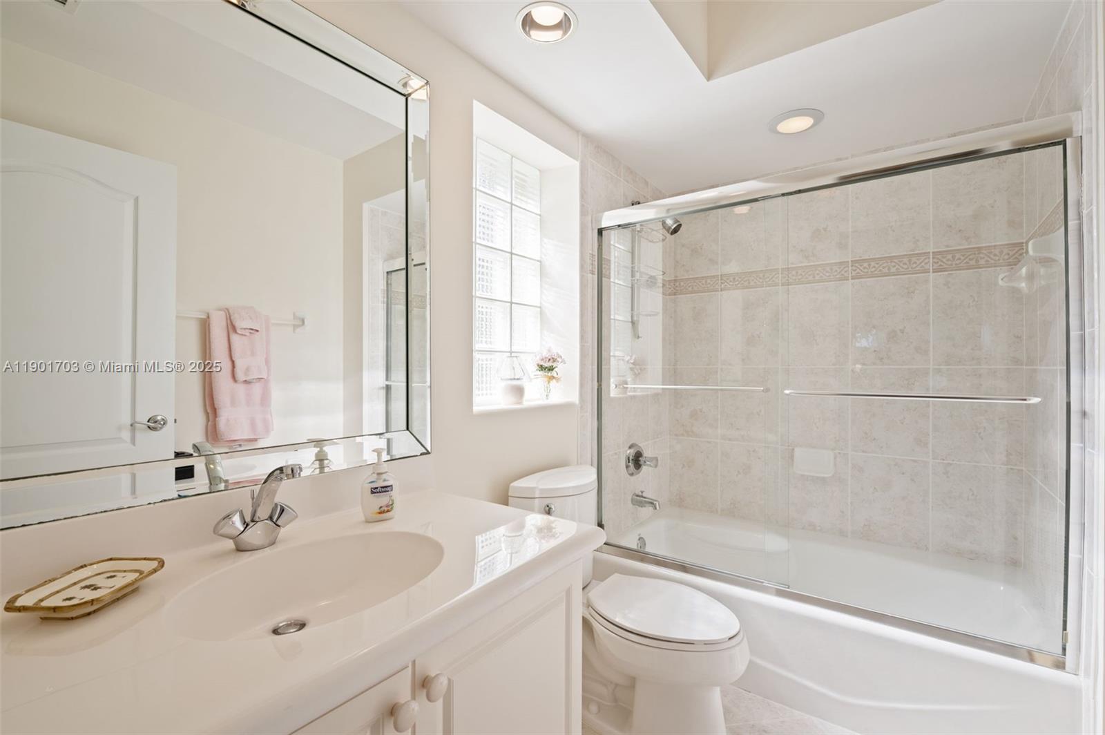 Photo of 20905 32nd Ave  (20905), Aventura, Florida, 33180 - 