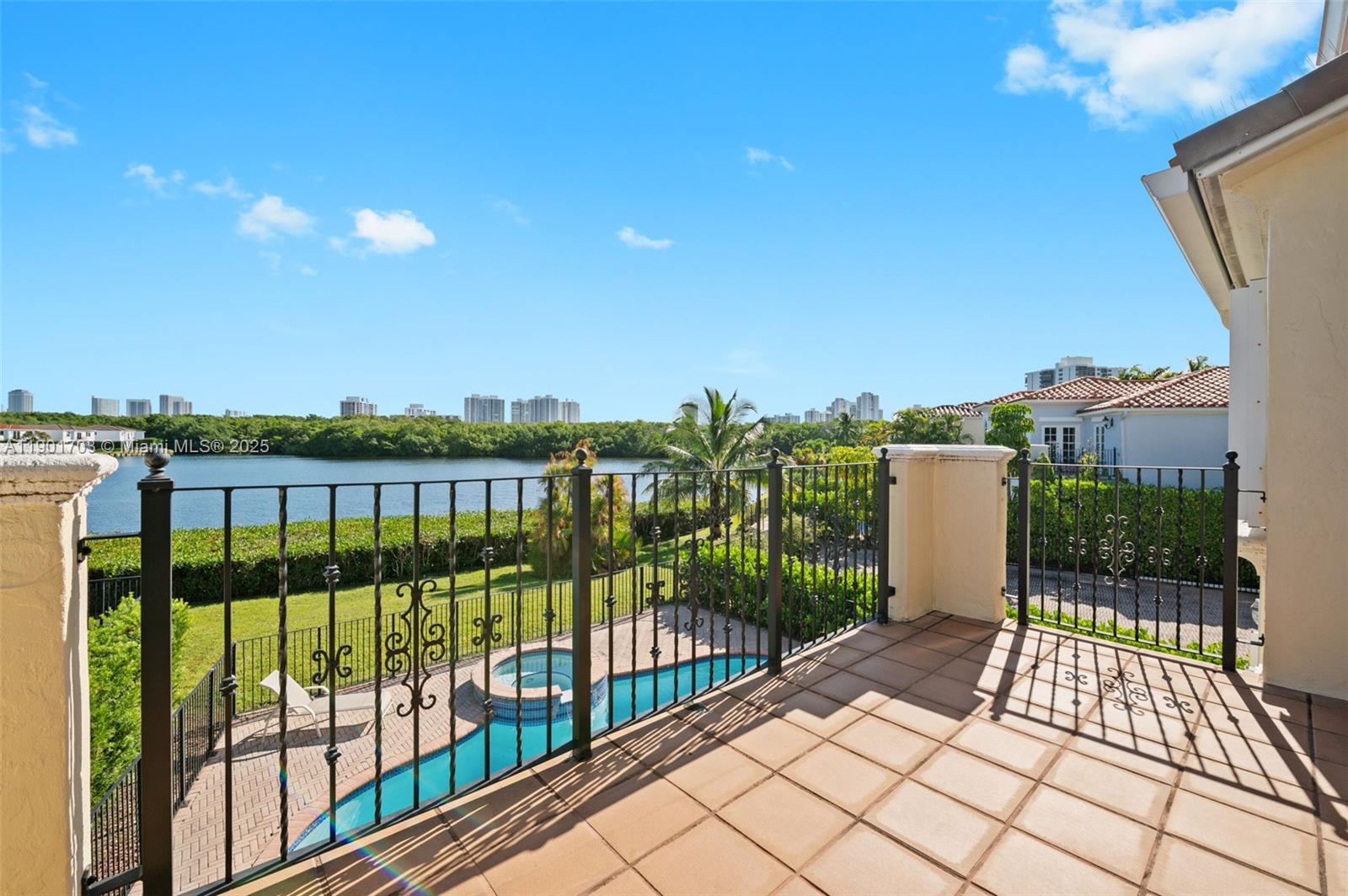 Photo of 20905 32nd Ave  (20905), Aventura, Florida, 33180 - 