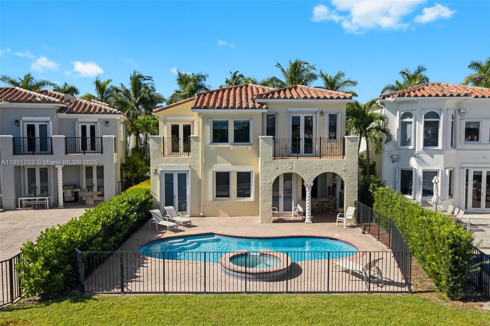 Photo of 20905 32nd Ave  (20905), Aventura, Florida, 33180 - 