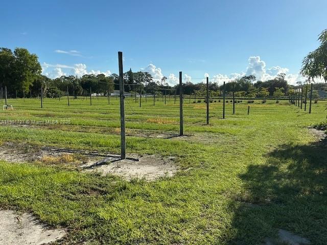   /   sq. ft. $ 2025-10-23 0 Photo