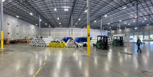   /   sq. ft. $ 2025-10-23 0 Photo