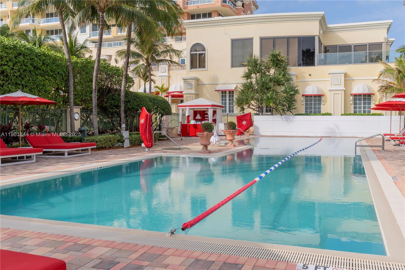 4305 3 / 3 2214 sq. ft. $ 2025-10-23 0 Photo