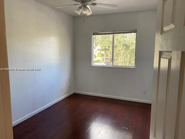 Ver detalles   /  5101 sq. ft. $ 2025-10-23 0 foto