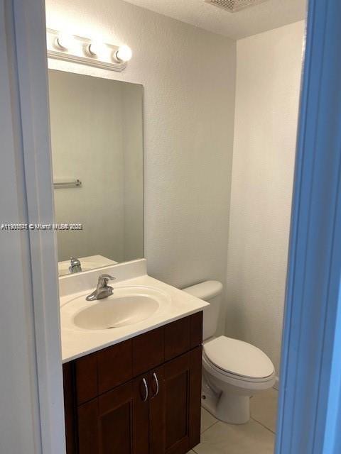 Ver detalles   /  5101 sq. ft. $ 2025-10-23 0 foto