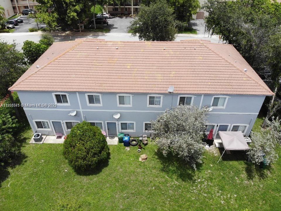 Ver detalles   /  5101 sq. ft. $ 2025-10-23 0 foto