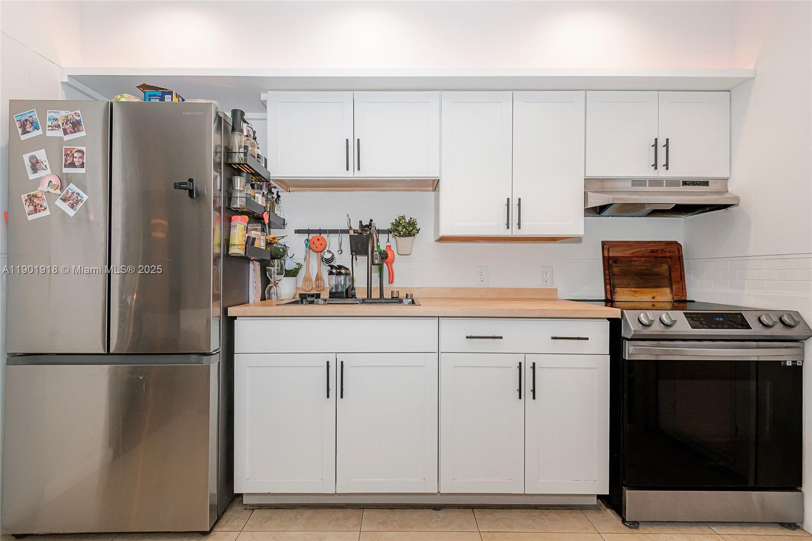 Ver detalles   /  1214 sq. ft. $ 2025-10-24 0 foto