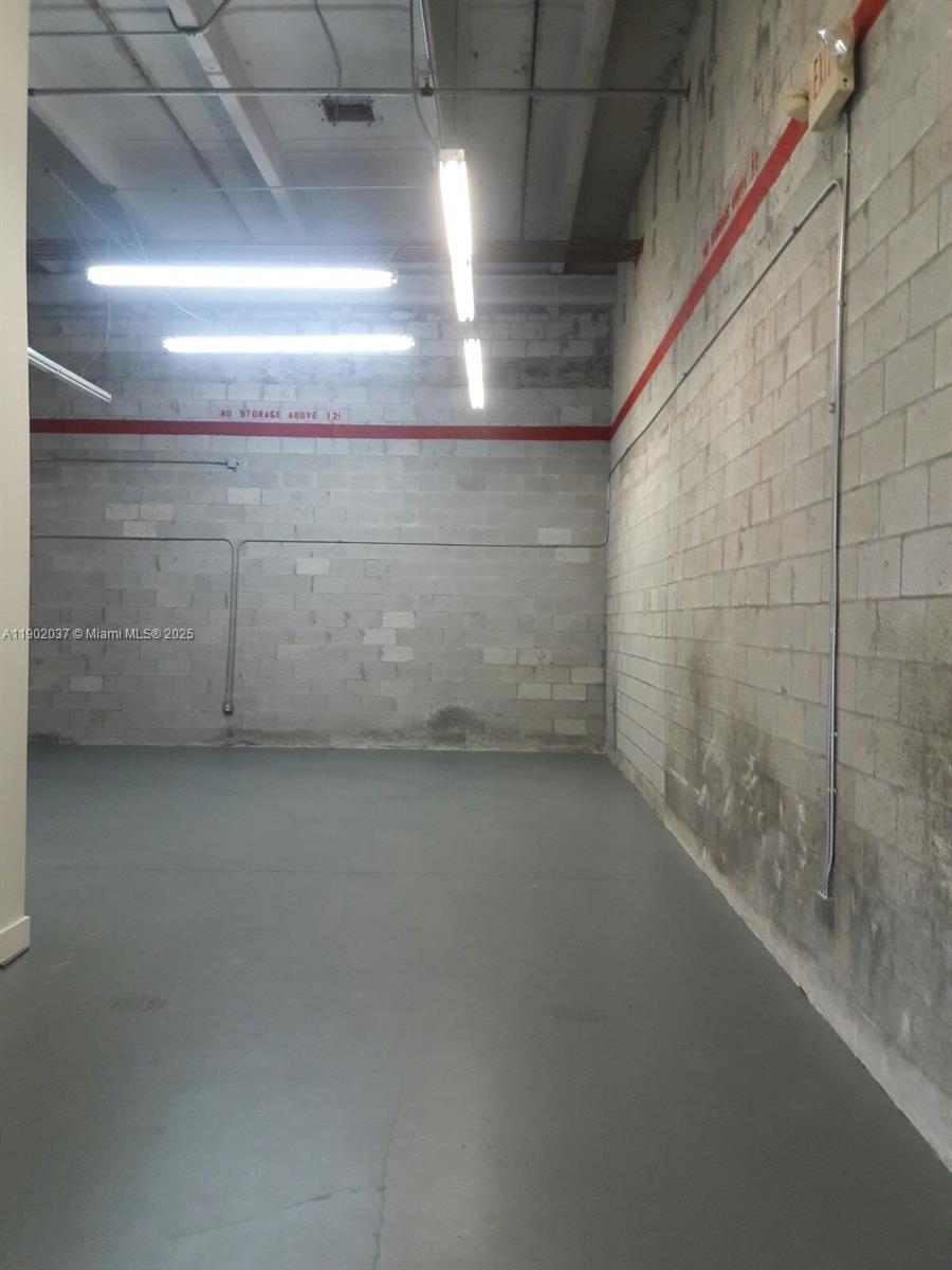 Ver detalles 05  /   sq. ft. $ 2025-10-24 0 foto