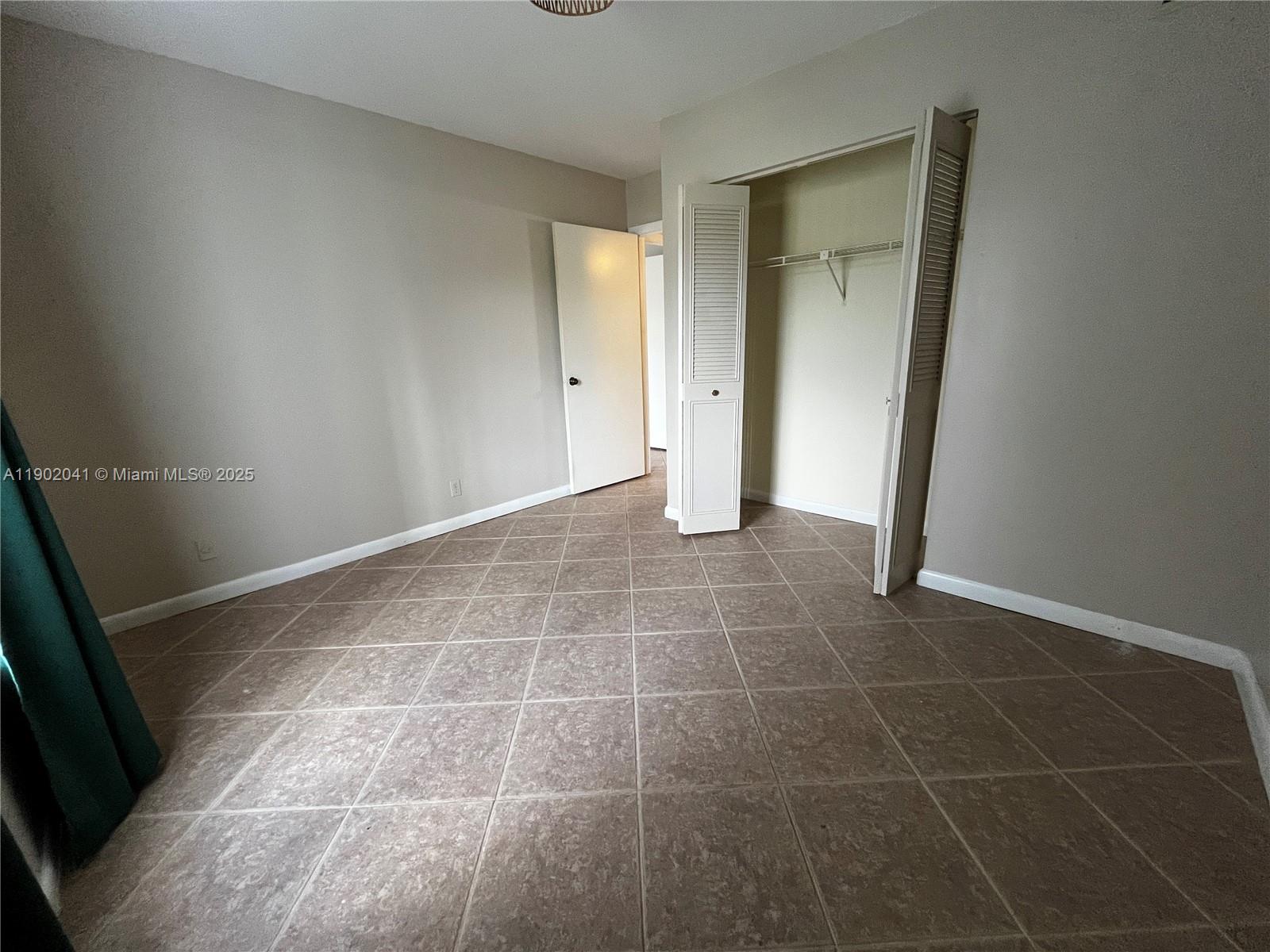 See details A1 2 / 2 1104 sq. ft. $ 2025-10-24 0 Photo
